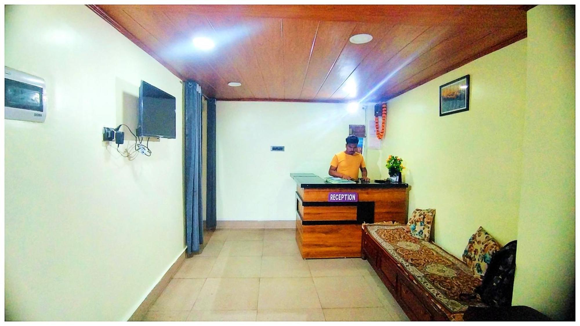 Hotel Premium Pitstop Near Railway Station Best Hotel In Darjeeling Дарджилінг Екстер'єр фото