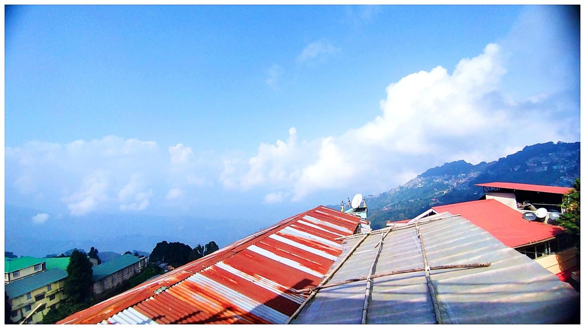 Hotel Premium Pitstop Near Railway Station Best Hotel In Darjeeling Дарджилінг Екстер'єр фото